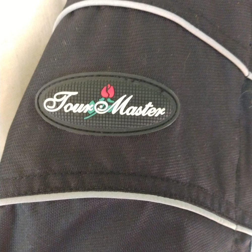 Size Small (8-10) Women's Tour Master Trinity Riding Jacket - Picture 3 of 10